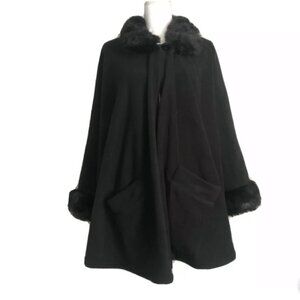 CEJON Poncho Small Medium Black Fleece Faux Fur